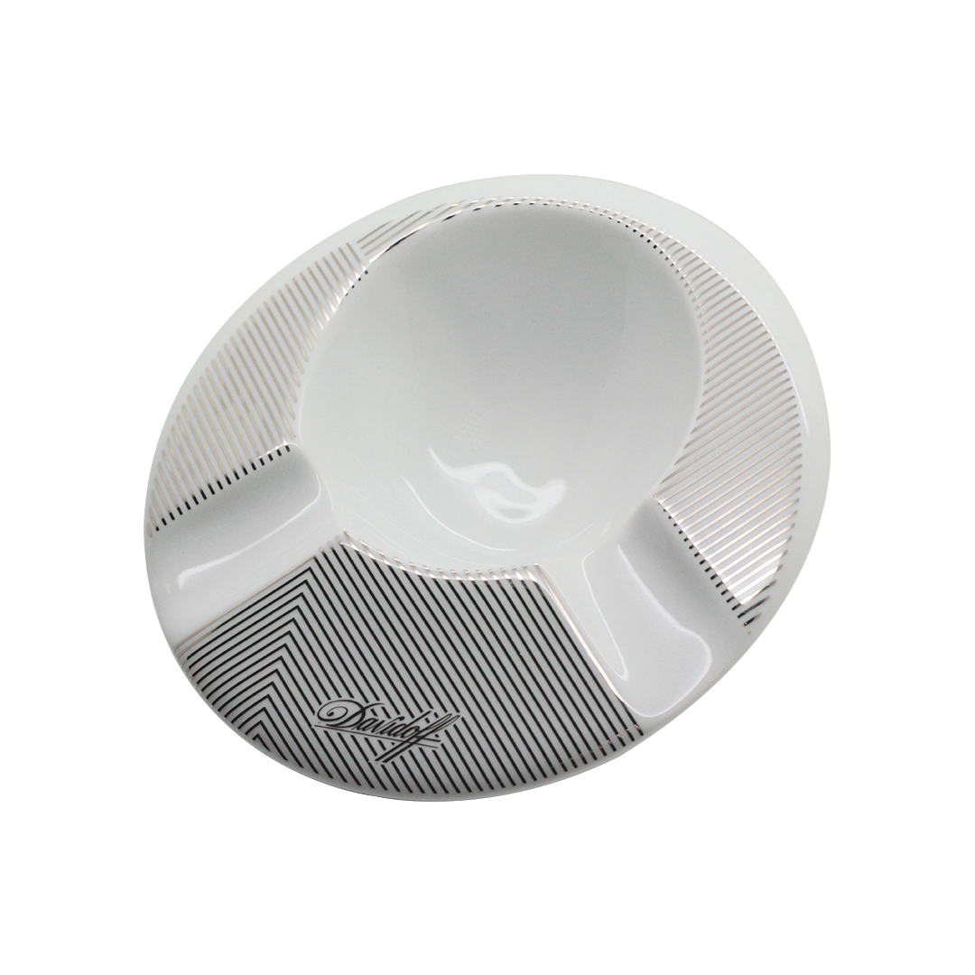 Davidoff 2 Cigar Round Porcelain Ashtray – Davidoff London